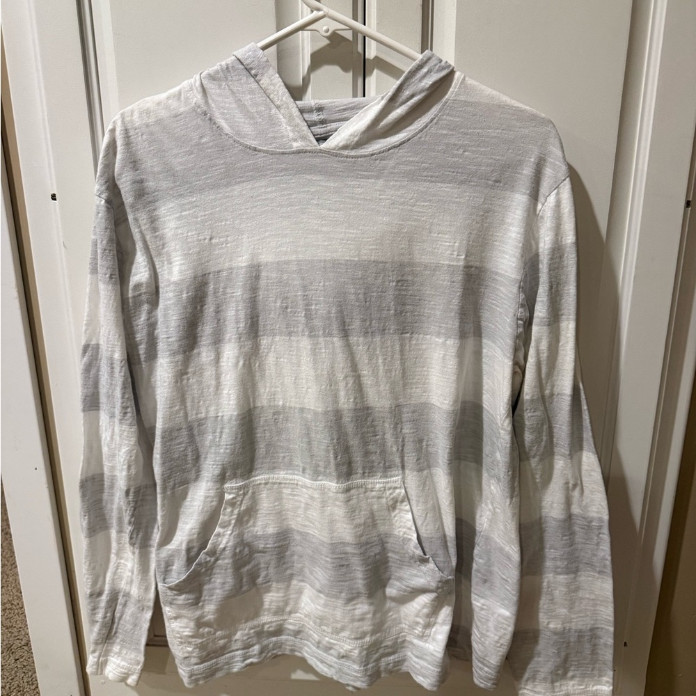 PD&C Men's Light Gray and White Hoodie Sweater